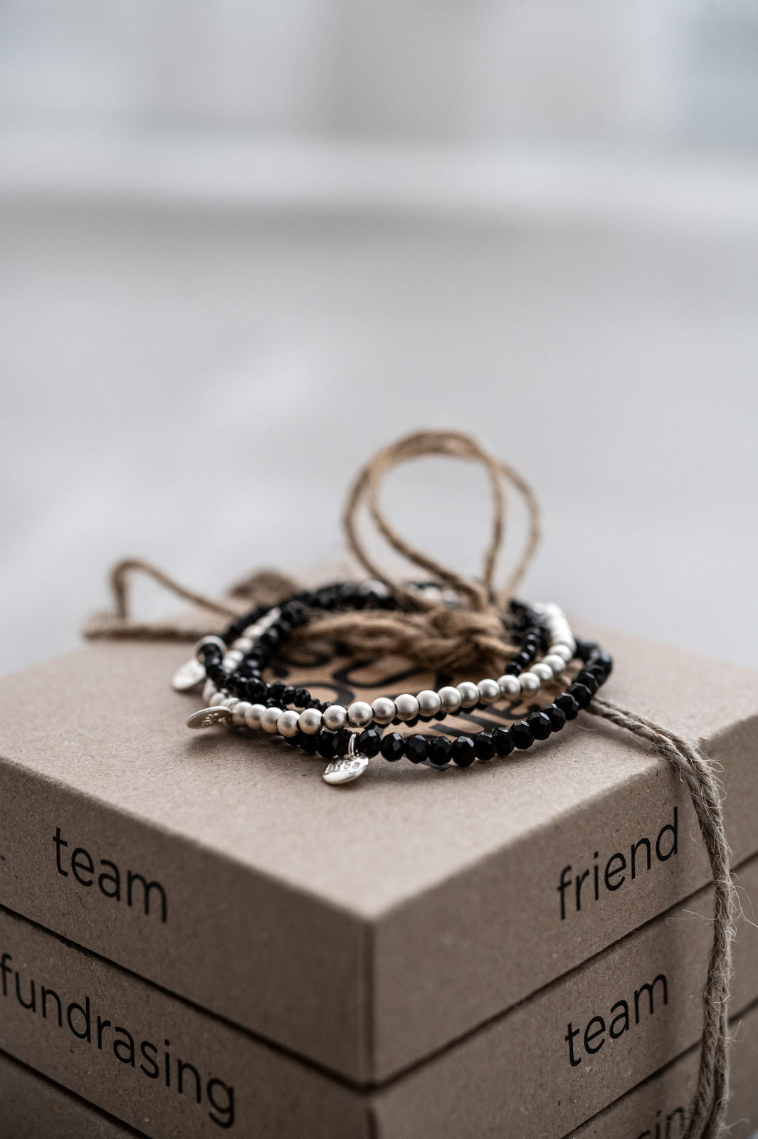 BUXandSOX - Armband-Set in Recycling-Geschenkbox