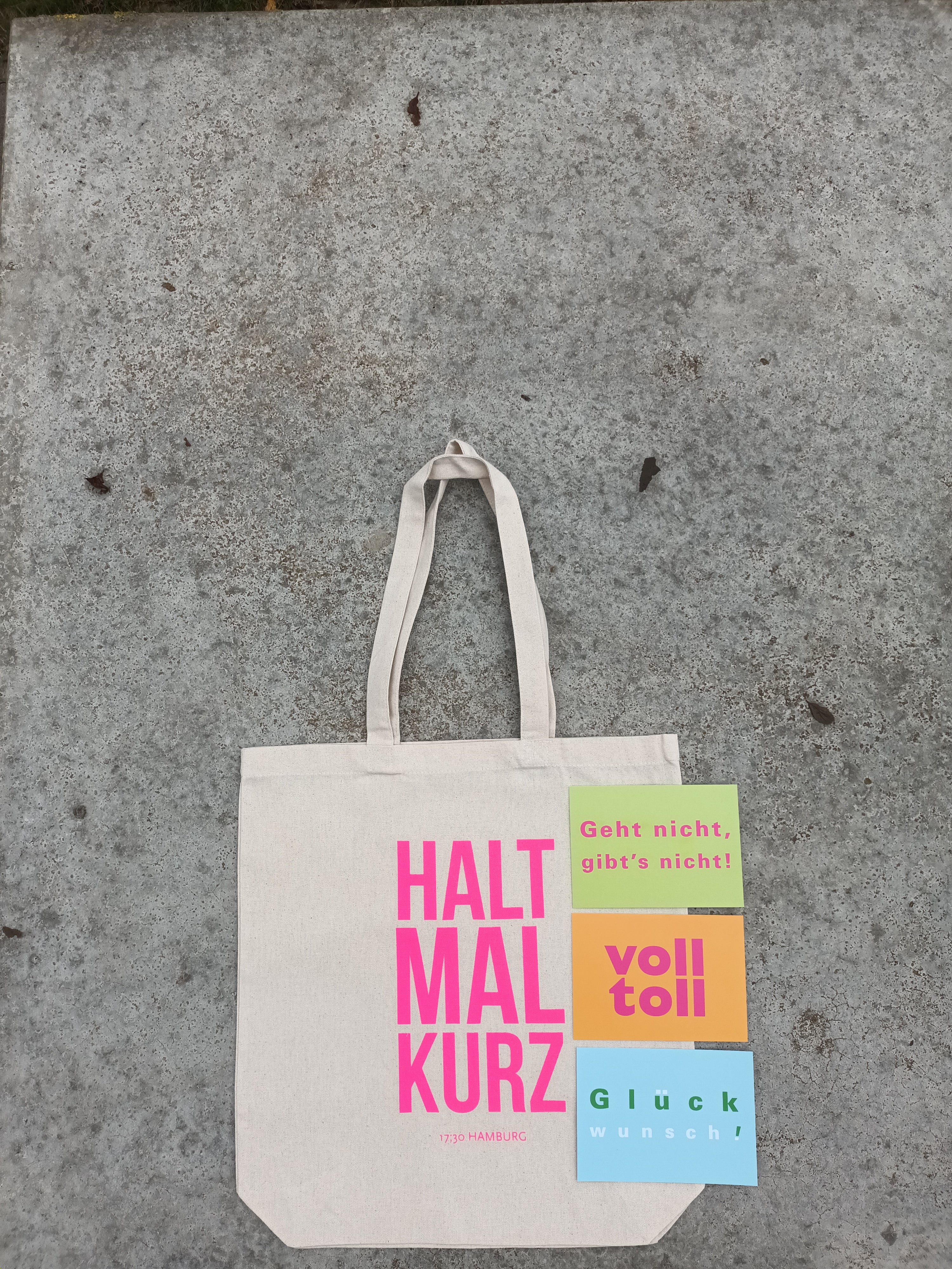 Baumwolltasche & Sprüche-Postkarten | HALT MAL KURZ Geschenkbox
