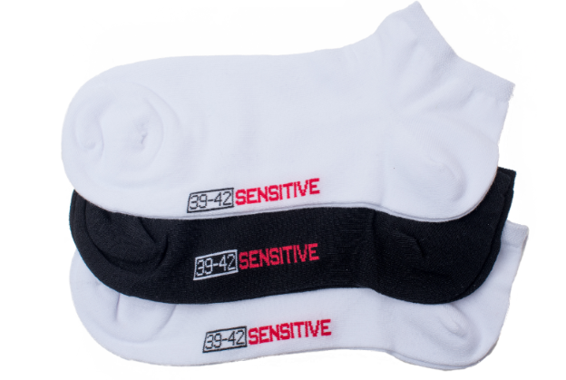 Sneaker Socken für Damen und Herren in schwarz und weiß