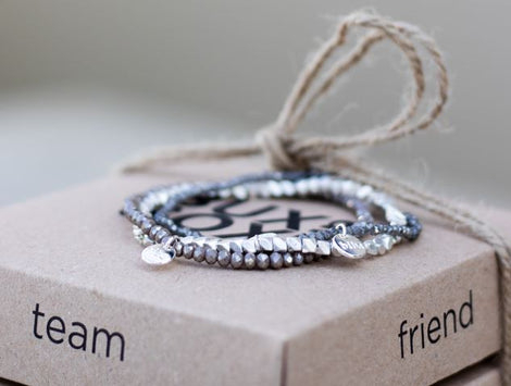 Armbänder